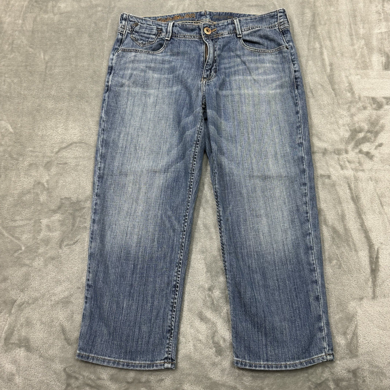 Eddie Bauer Jeans Womens 8r Blue Modern Capri Medium Wash Denim Casual City Work